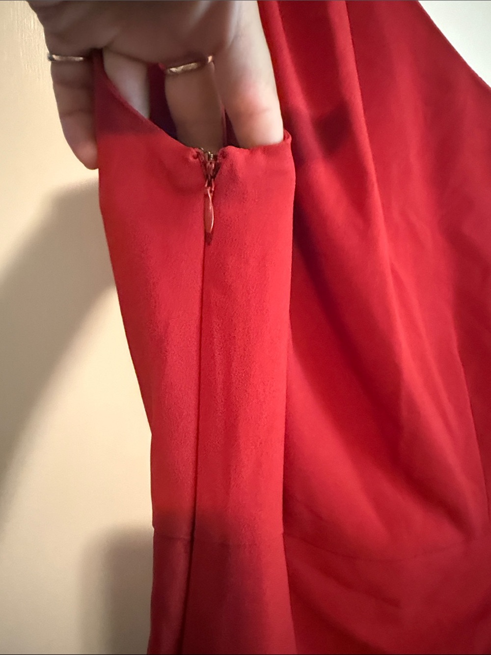 HUTCH Red One-Shoulder Draped Cocktail Dress - Picture 5 of 6